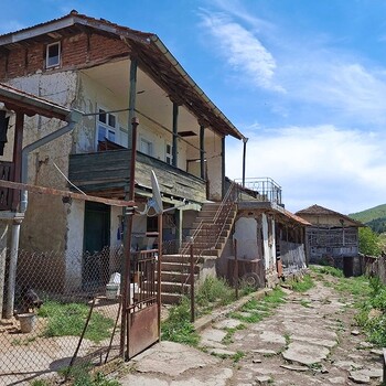 Houses in Pernik
