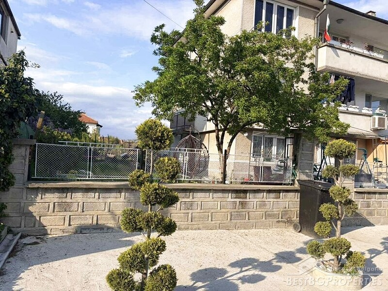 Duplex house for sale in Dolni Chiflik