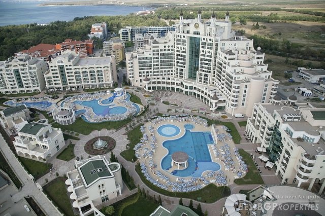First line luxury resort in Pomorie