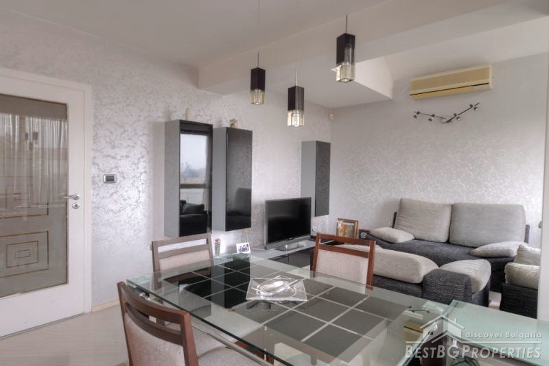 Fully furnished panoramic maisonette with a garage in Varna