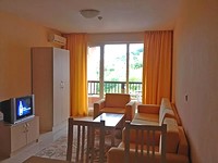 Furnished apartment for sale by the sea