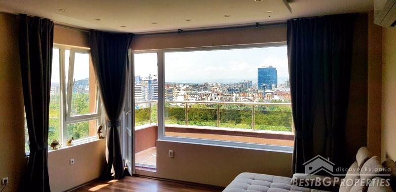 Furnished one bedroom apartment with amazing views