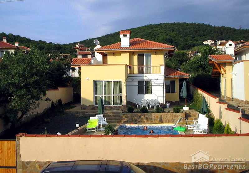 Gorgeous Villa Located In An Attractive Area