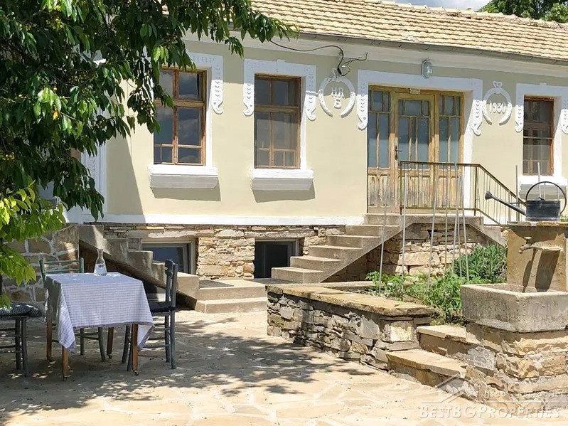 Guest house for sale near Chirpan