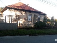 Houses in Polski Trambesh