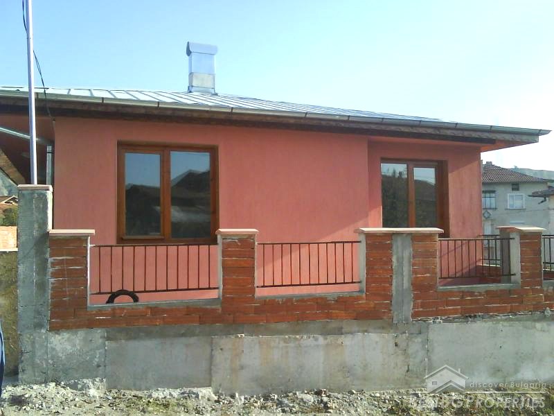 House for sale in Sandanski