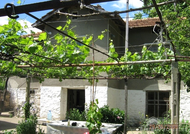 House for sale in Shoumen