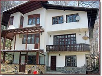 Semi-detached house for sale in the mountains