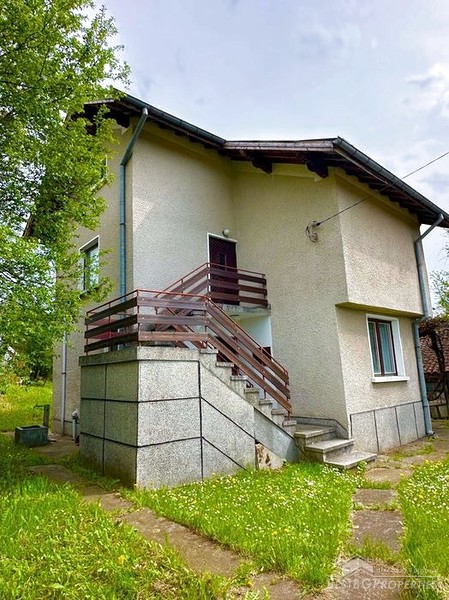 House for sale in the mountains close to Sofia