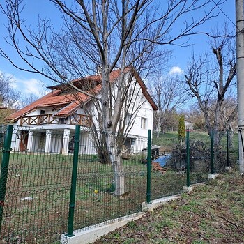 Houses in Pravets