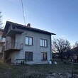 House for sale in the town of Breznik