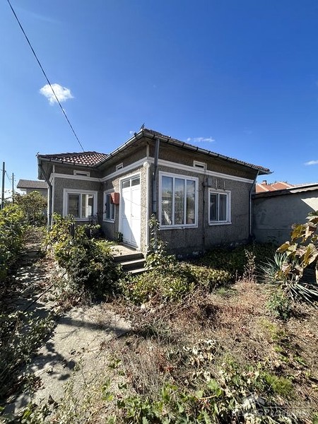 House for sale in the town of General Toshevo