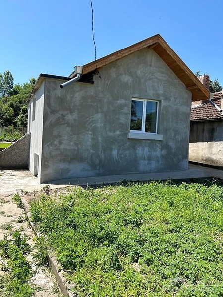 House for sale in the town of Lom