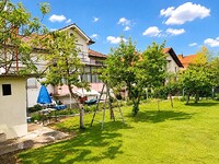 Houses in Pavel Banya