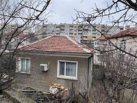 Houses in Topolovgrad