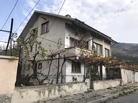 Houses in Tvarditsa