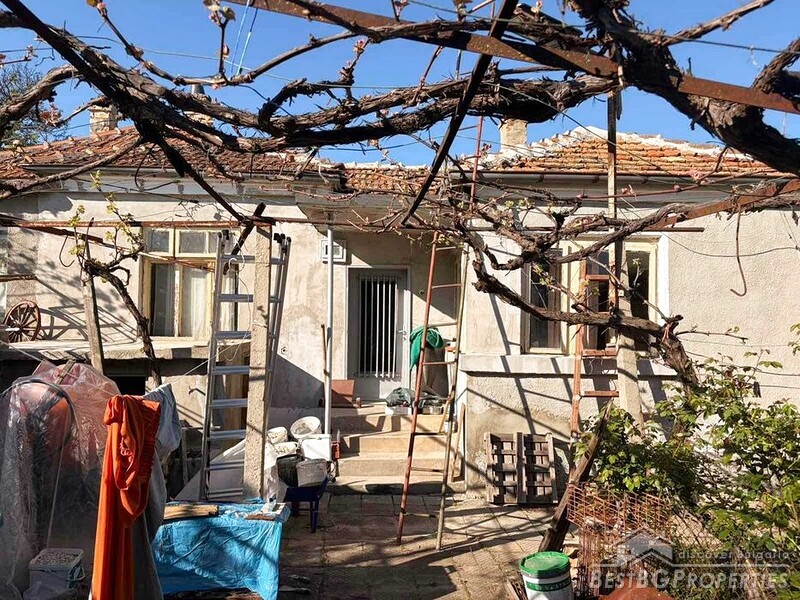 House for sale in the town of Valchi Dol