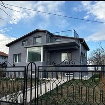 Houses in Veliki Preslav