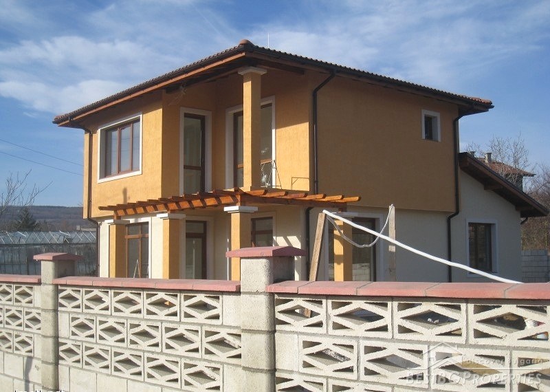 House for sale near Golden Sands