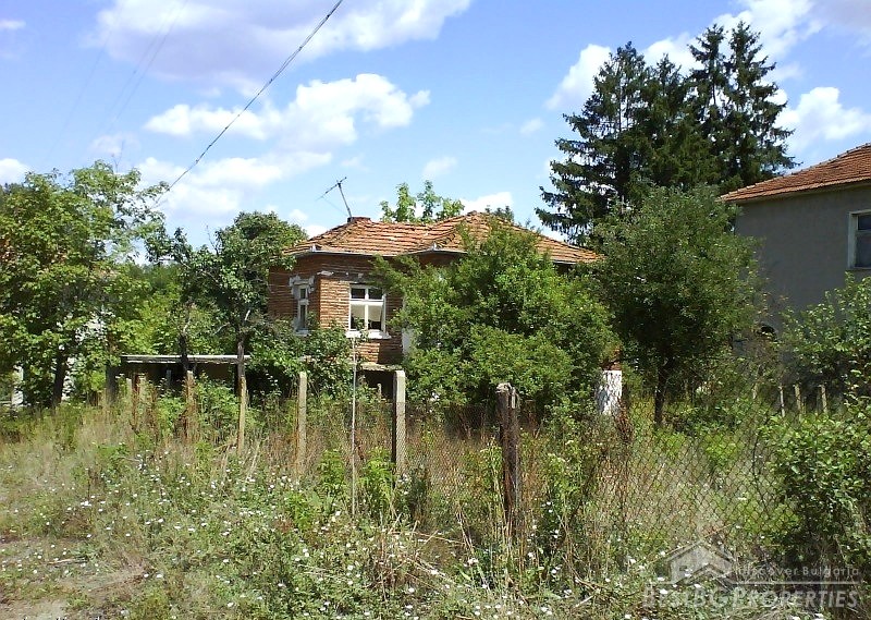House for sale near Sredets