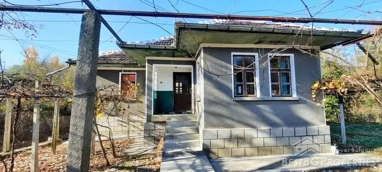 House for sale near the town of Elena