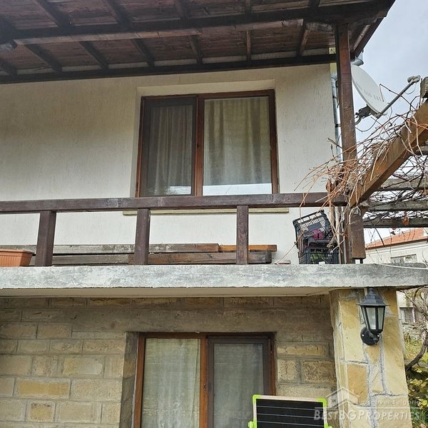 House for sale near the town of Sungurlare