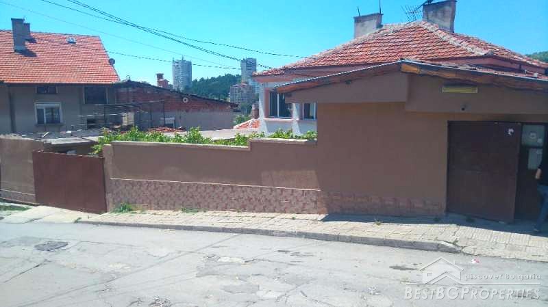 House for sale with a store in Stara Zagora