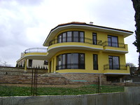House for sale near Golden Sands