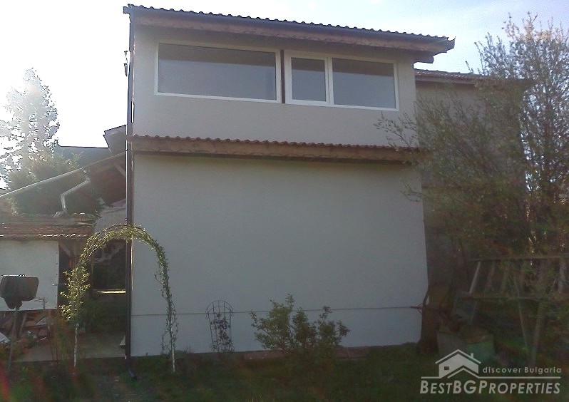 House with shop for sale near Varna