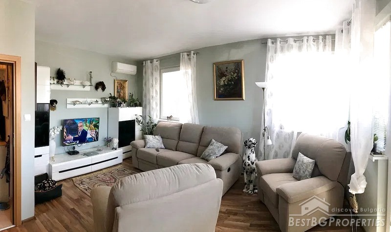 Large apartment for sale in Pomorie