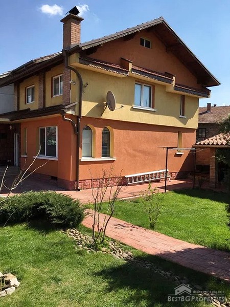 Large house for sale close to Pleven