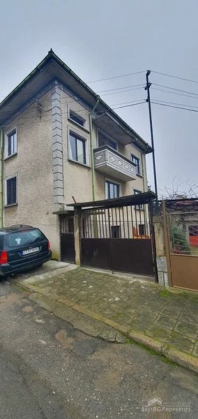 Large house for sale in Stara Zagora