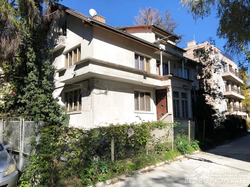 Large house for sale in the city of Sofia