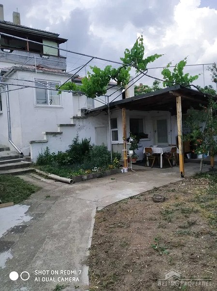 Large house for sale in the town of Stara Zagora