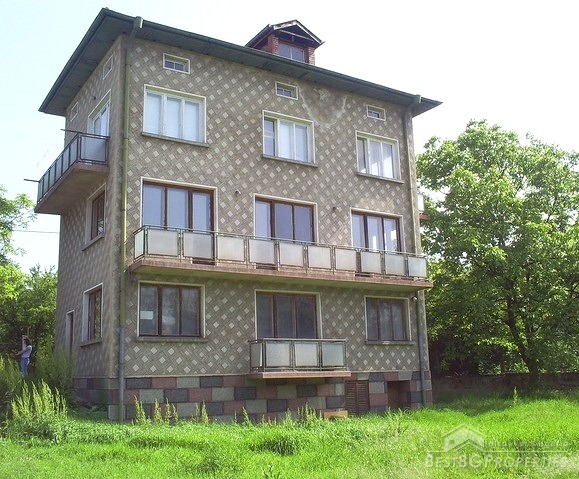 Large house for sale near Sofia