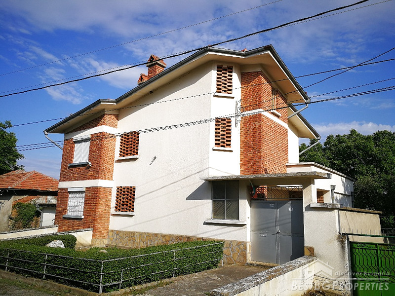 Large house for sale near Stara Zagora