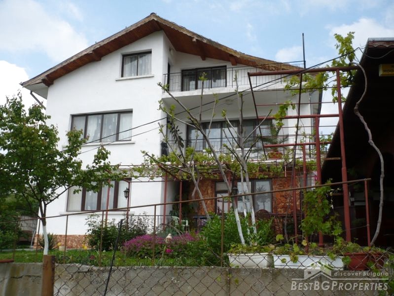 Large house with sea views for sale in Balchik