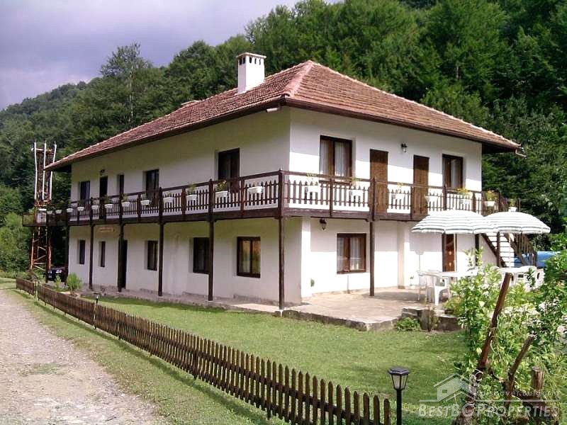 Large new house for sale in Teteven Balkan