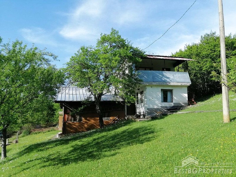 Lovely house for sale in the town of Teteven