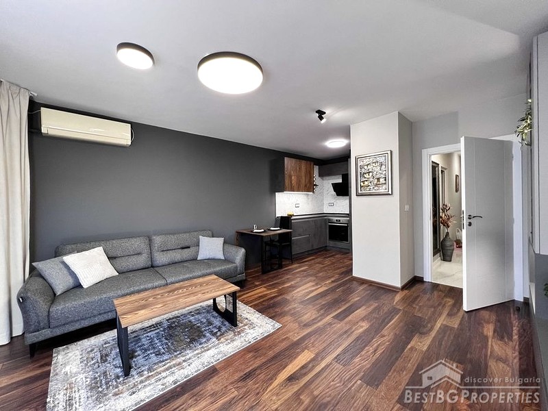 Luxurious three room apartment for sale in the ideal center of Pleven