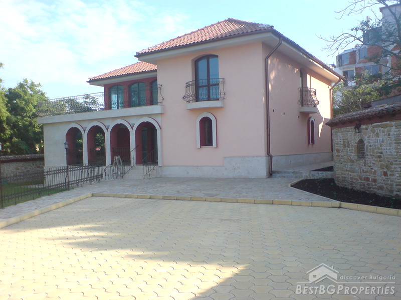 Luxury house for sale near Tsarevo