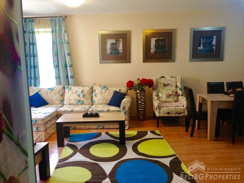 Luxury three bedroom apartment for sale in Saint Vlas