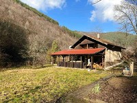 Mountain house for sale near the town of Svoge
