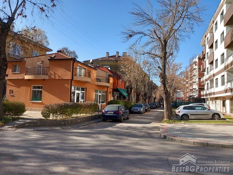 New commercial building for sale in Pernik