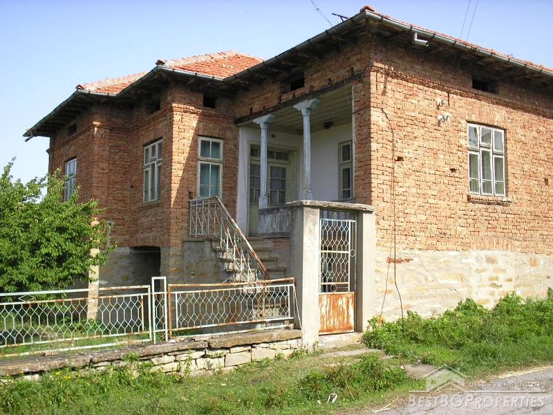 Nice Old Village House Near Tyrgovishte