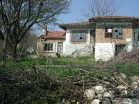 Old House With A View Of Varna Lake in Varna