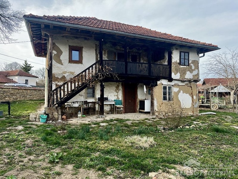 Old house for sale close to Gabrovo
