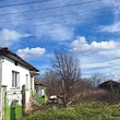 Old house for sale in the town of Pordim
