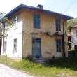 Old house for sale near the town of Troyan