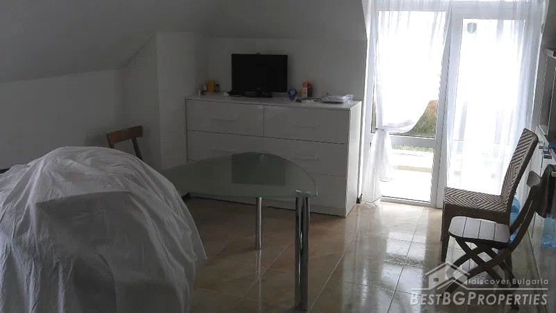 One bedroom apartment on the first line from the sea